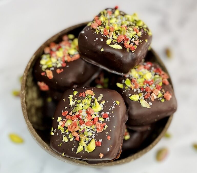 Date & Pistachio Bites