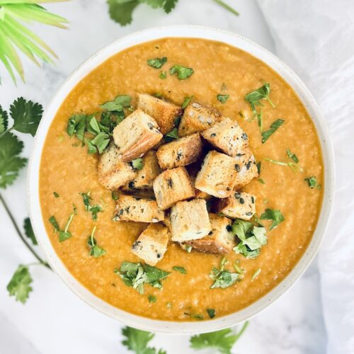Spicy lentil soup