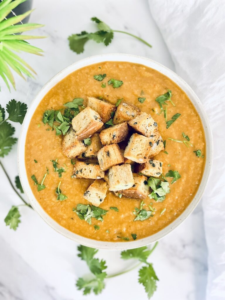 Spicy lentil soup
