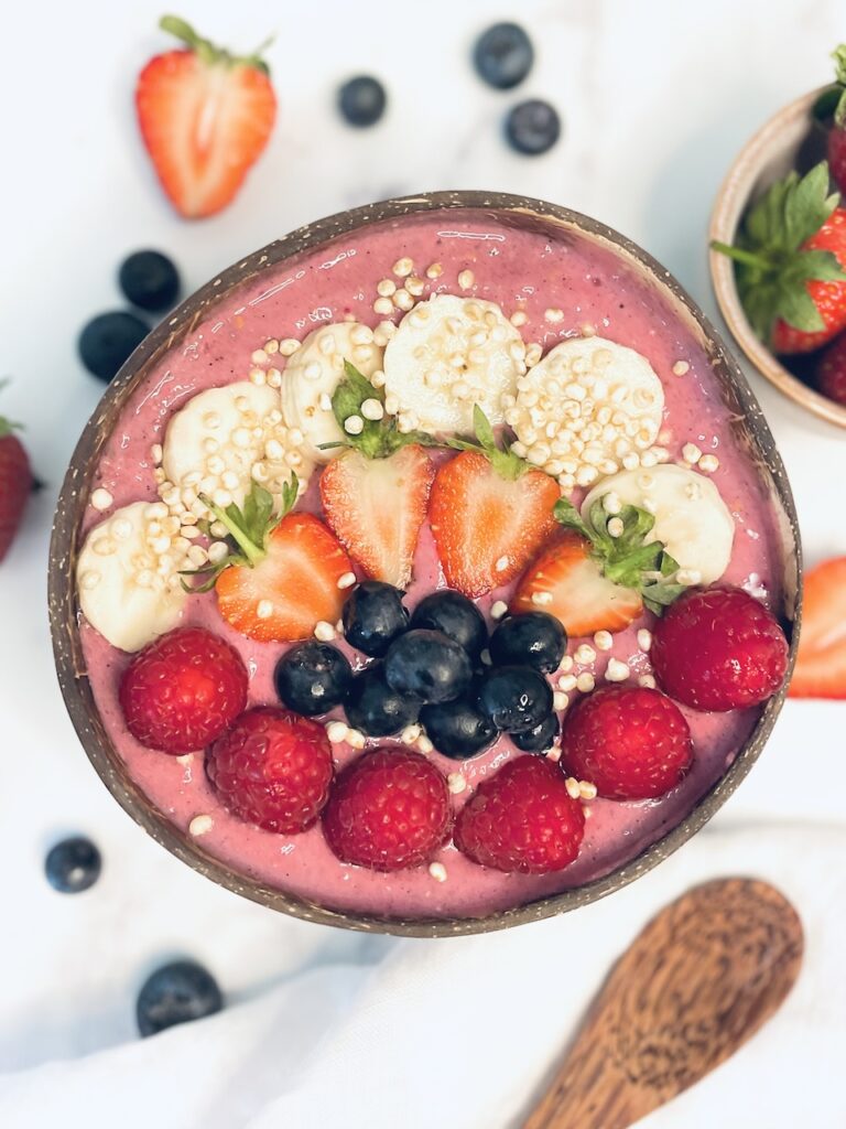 Summer Fruits Smoothie Bowl