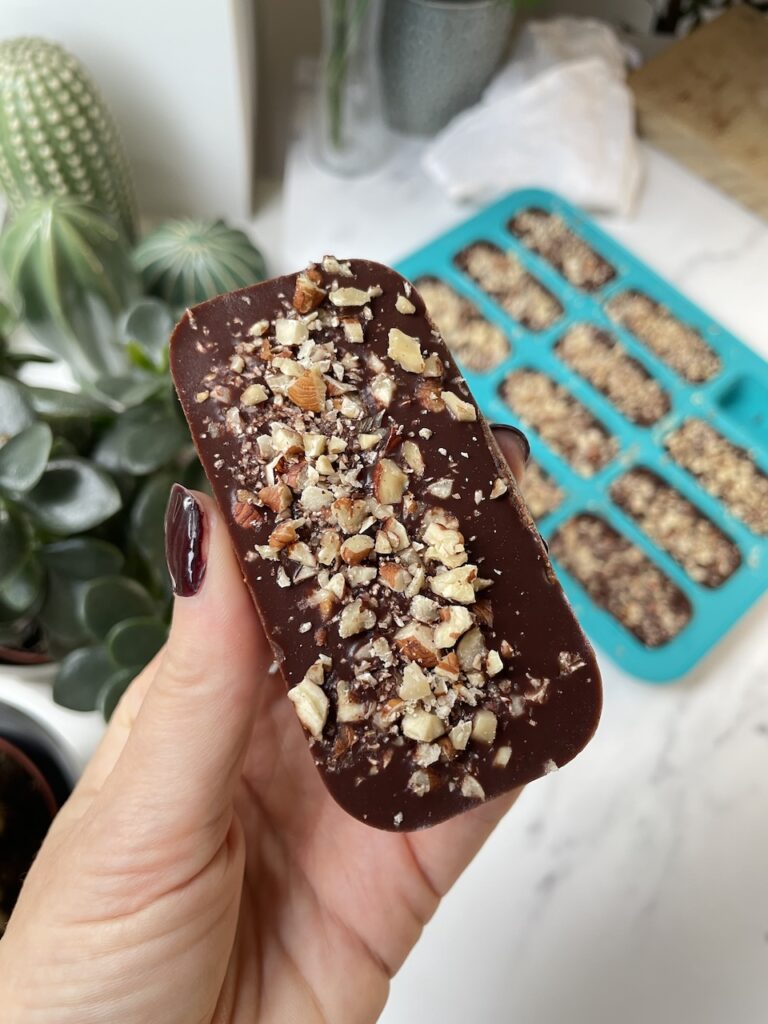 No Bake Buckwheat & Hazelnut Bars 