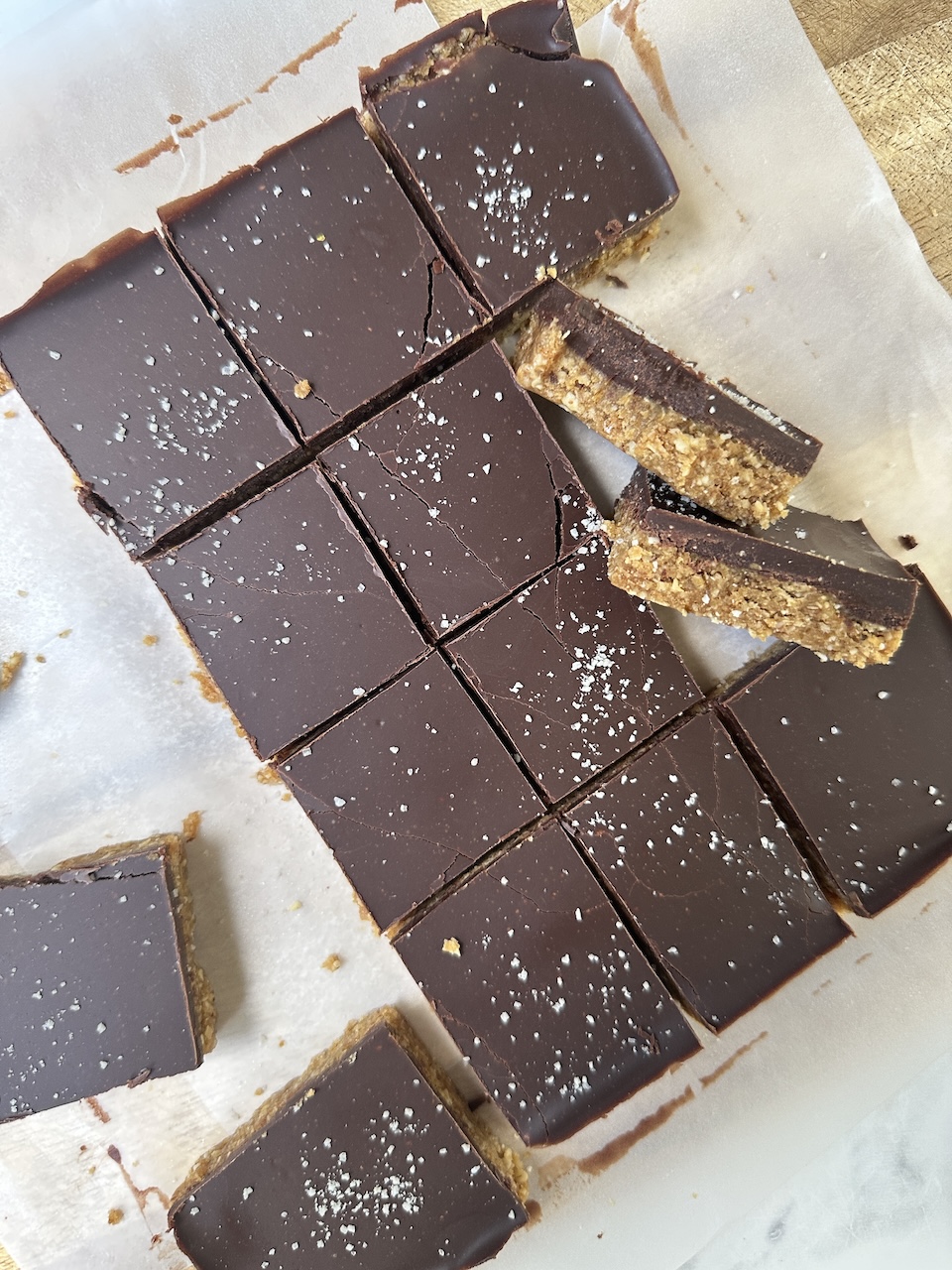 Macadamia and maca bars no bake macadamia bars