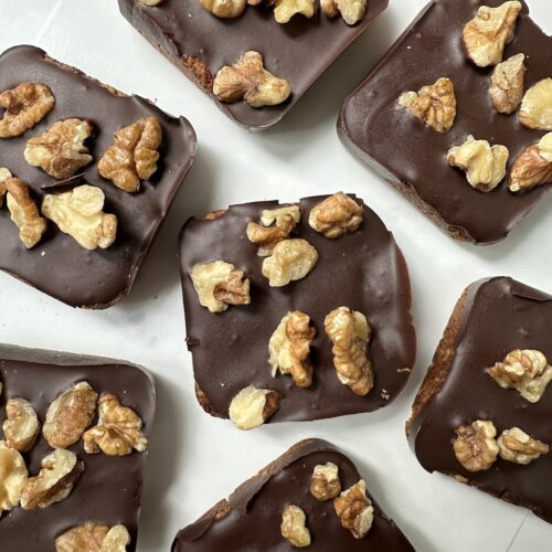 walnut tahini oat bars