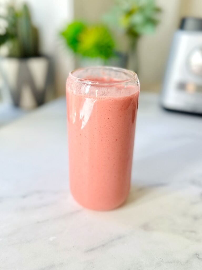 beets and berries smoothie
