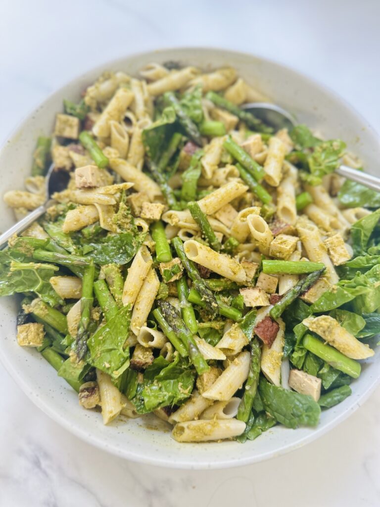 protein pasta salad with pesto