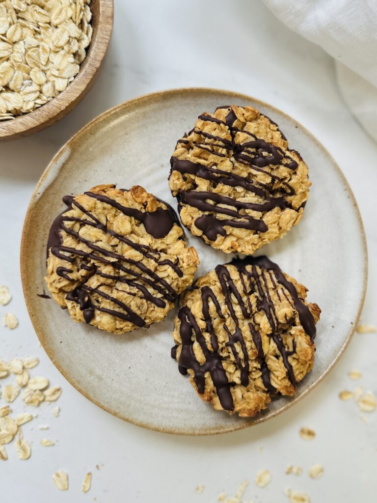 4 ingredient peanut butter cookie on a plate