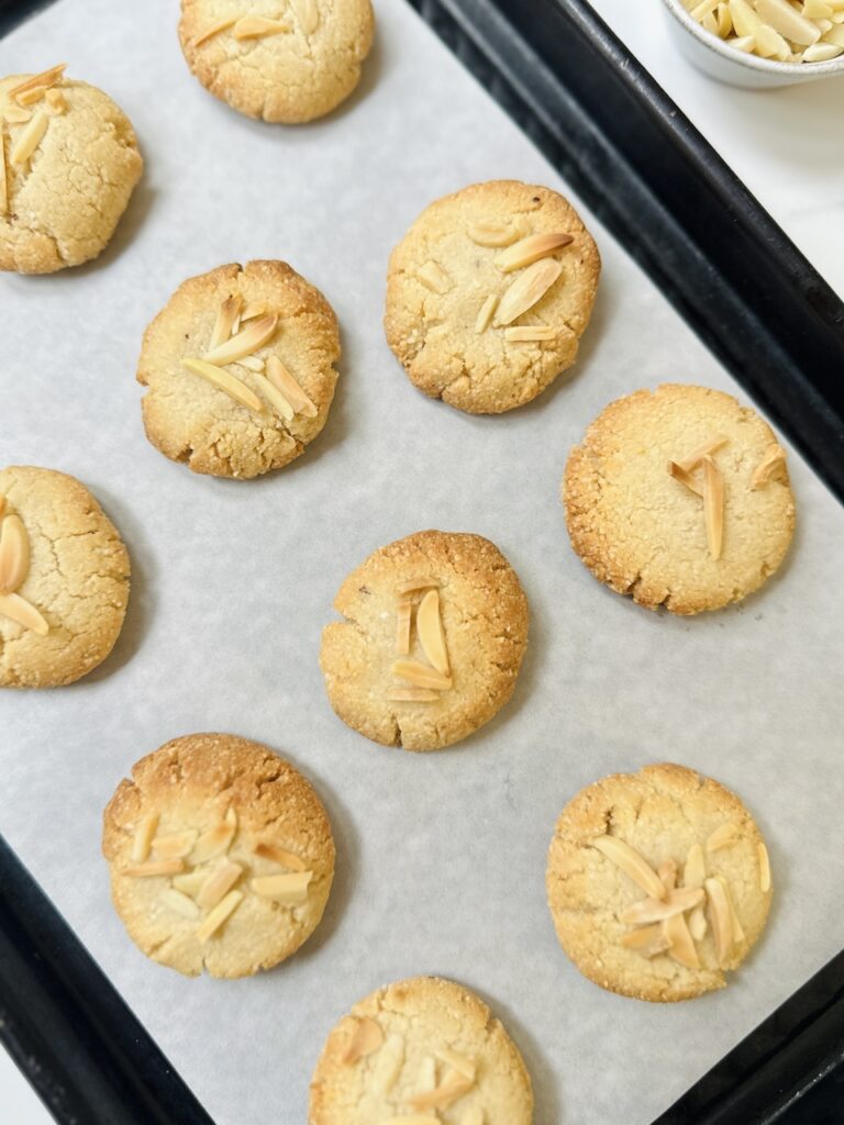 gluten free almond flour cookies on baking tray